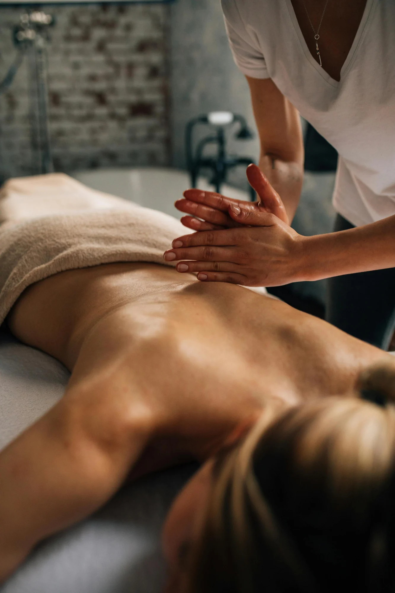 Thai oil massage